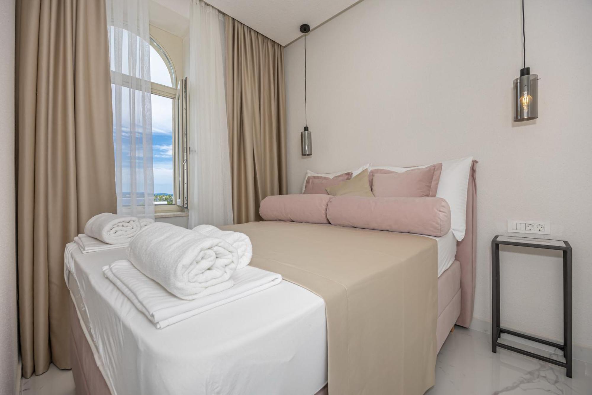 Villa Vita Luxury Apartments Crikvenica Exterior photo