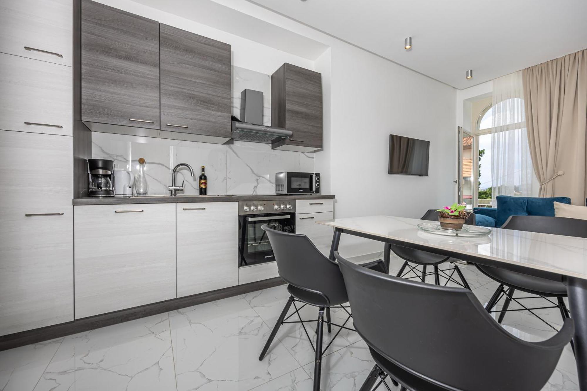 Villa Vita Luxury Apartments Crikvenica Exterior photo