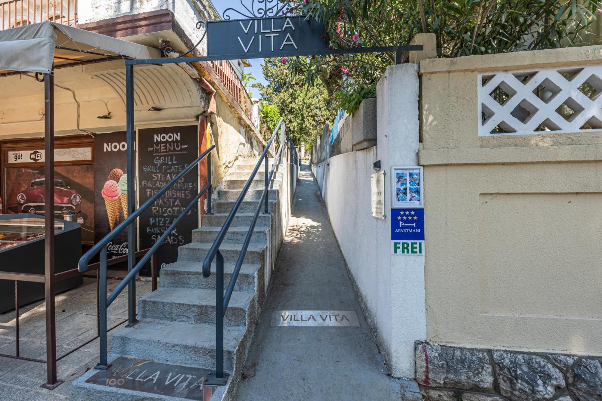 Villa Vita Luxury Apartments Crikvenica Exterior photo