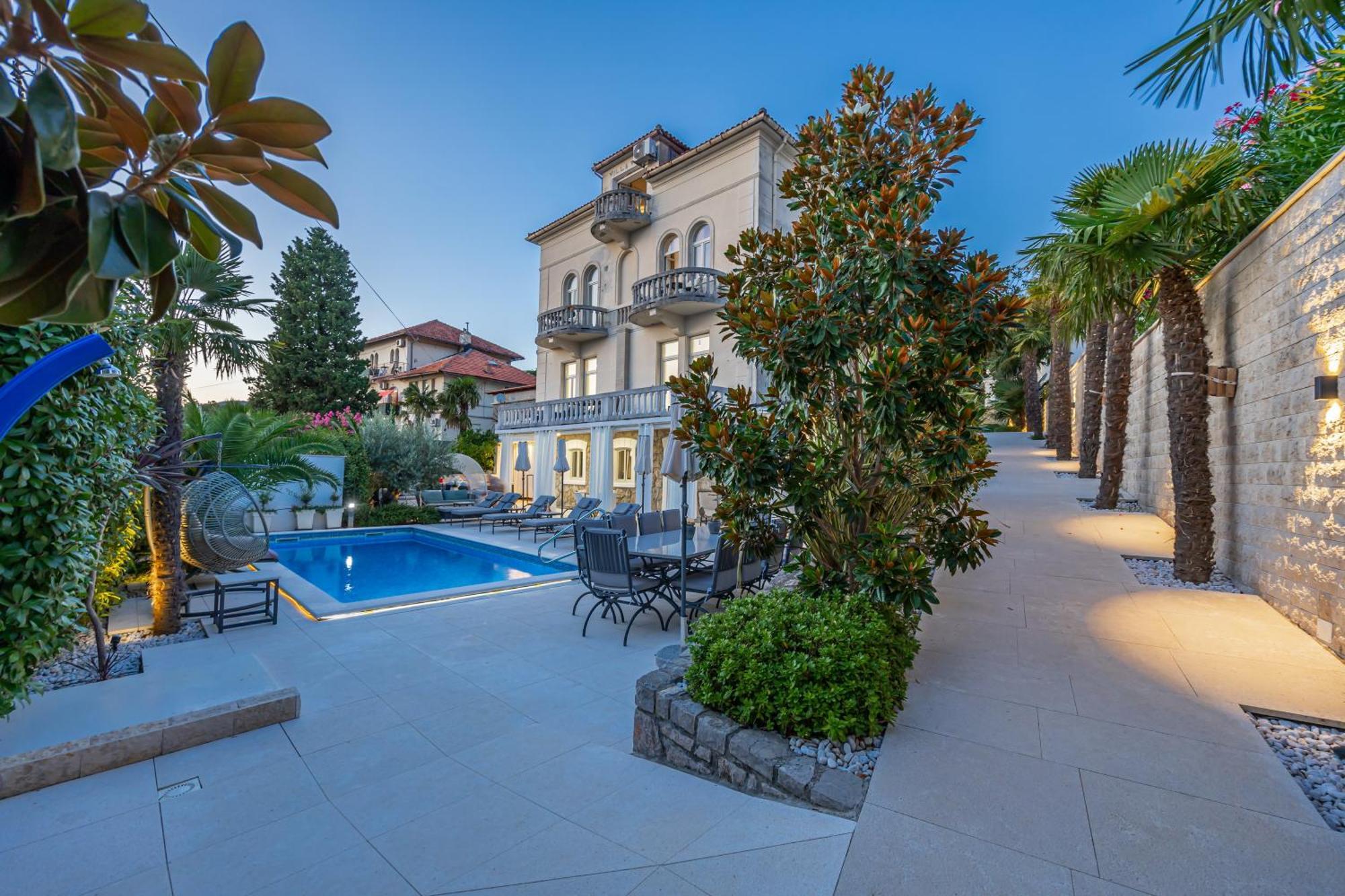 Villa Vita Luxury Apartments Crikvenica Exterior photo